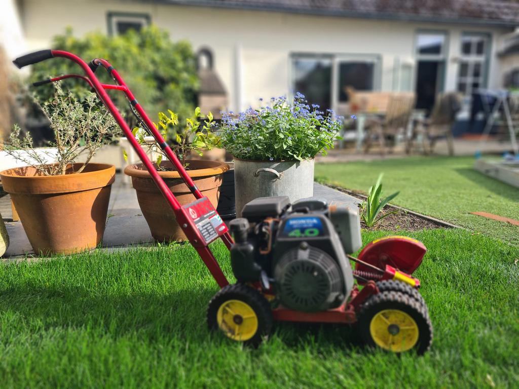 Kee kantensnijder met Honda motor, Ophalen, Gebruikt, 10 tot 30 cm, Benzine