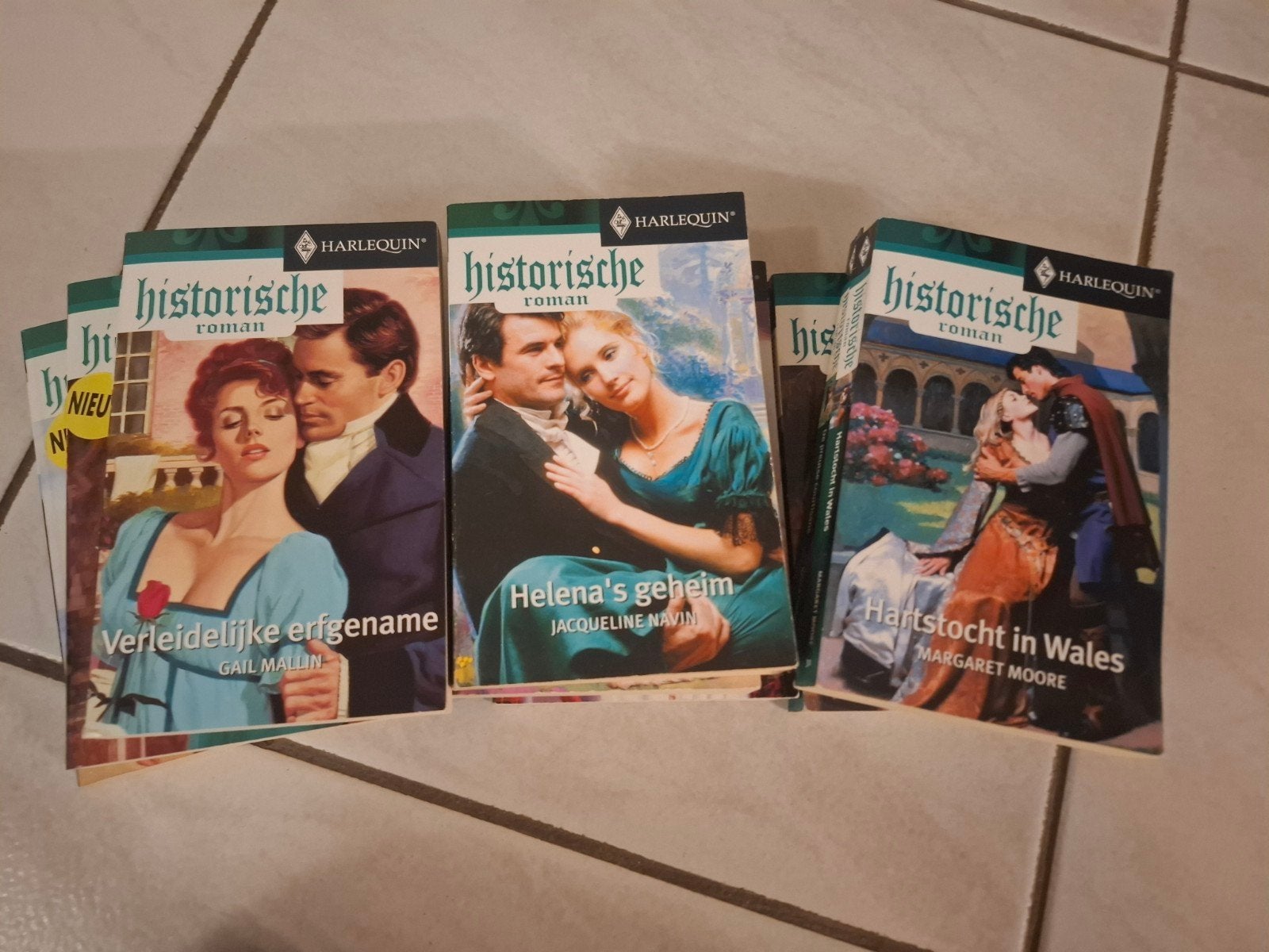 Harlequin historische romans, 9 stuks, Boeken, Ophalen, Gelezen