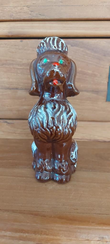 Vintage Keramische Poedel Beeldje - Bruin met Groene Ogen, Ophalen of Verzenden