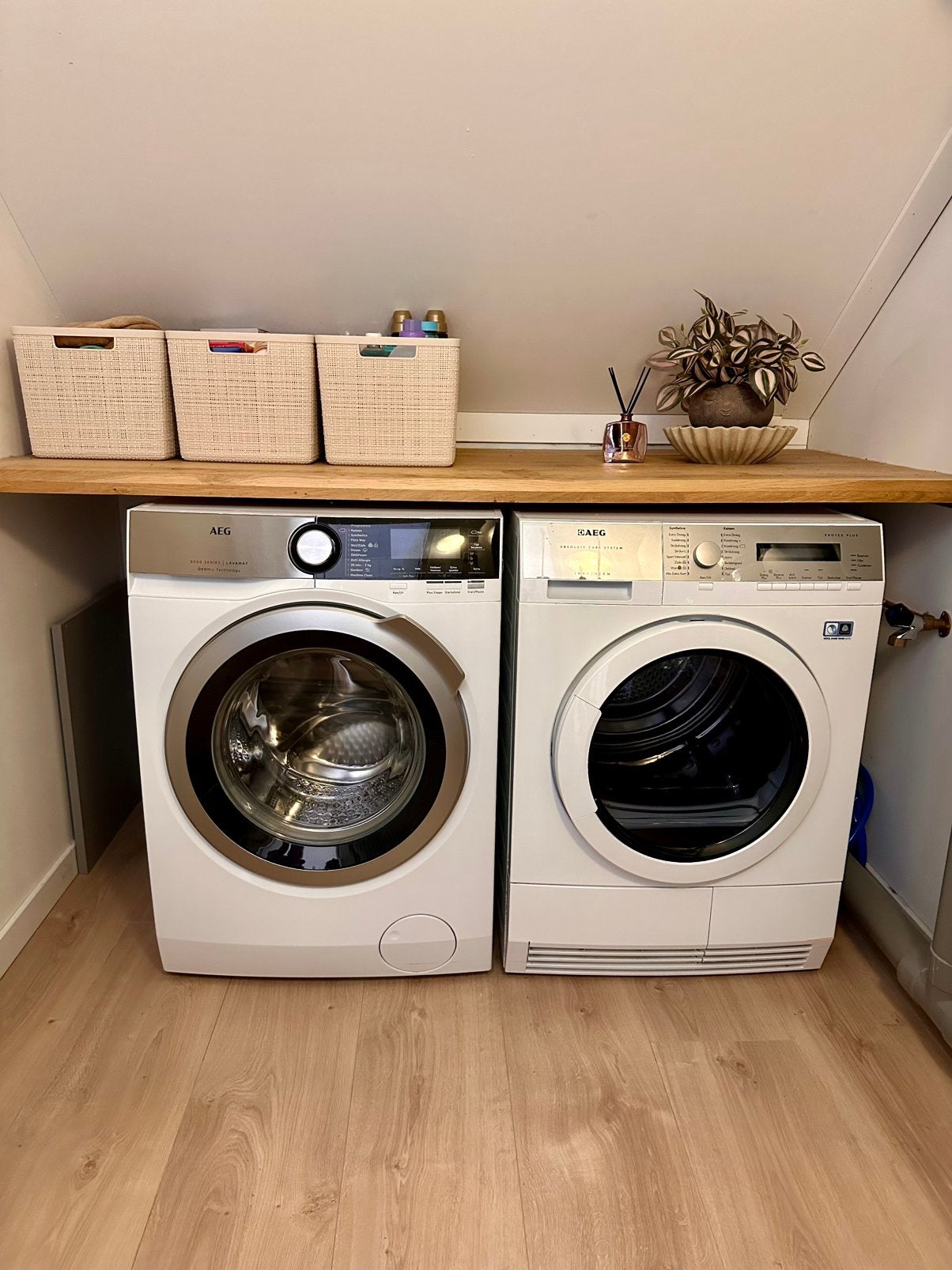 AEG wasmachine & droger, Ophalen, 1200 tot 1600 toeren, Gebruikt, 8 tot 10 kg