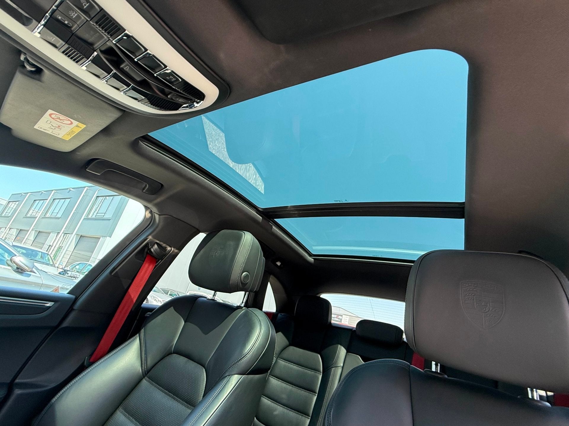 Porsche Macan 2.0 PANO/SPORTCHRONO/BOSE/FACELIFT/TREKH/LUCHT, Auto's, Gebruikt, Euro 6, Bedrijf, Vierwielaandrijving