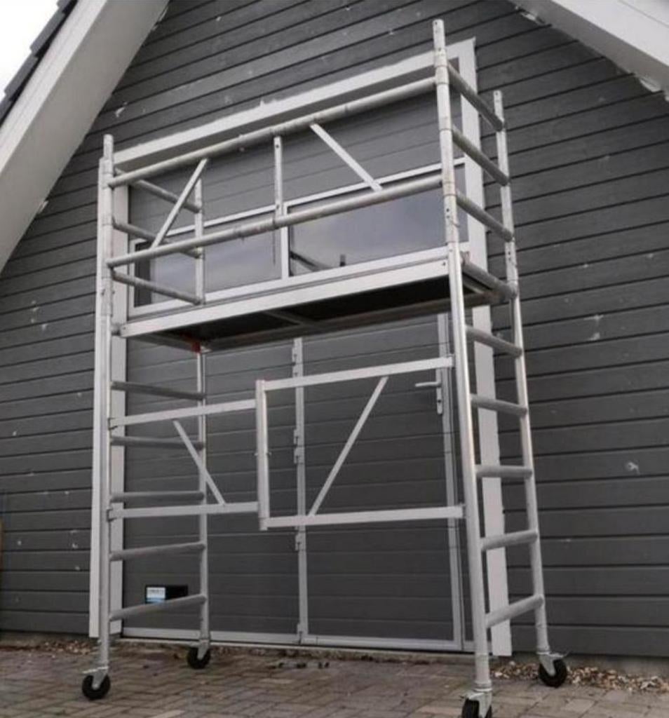 Te huur kamersteiger werkhoogte 3.5 m steiger rolsteiger, Doe-het-zelf en Verbouw, Steigers, Ophalen of Verzenden, Zo goed als nieuw