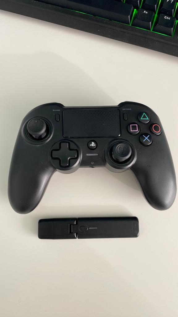 Draadloze ps4 nacon controler, Spelcomputers en Games, Ophalen, Overige genres, 1 speler, Zo goed als nieuw