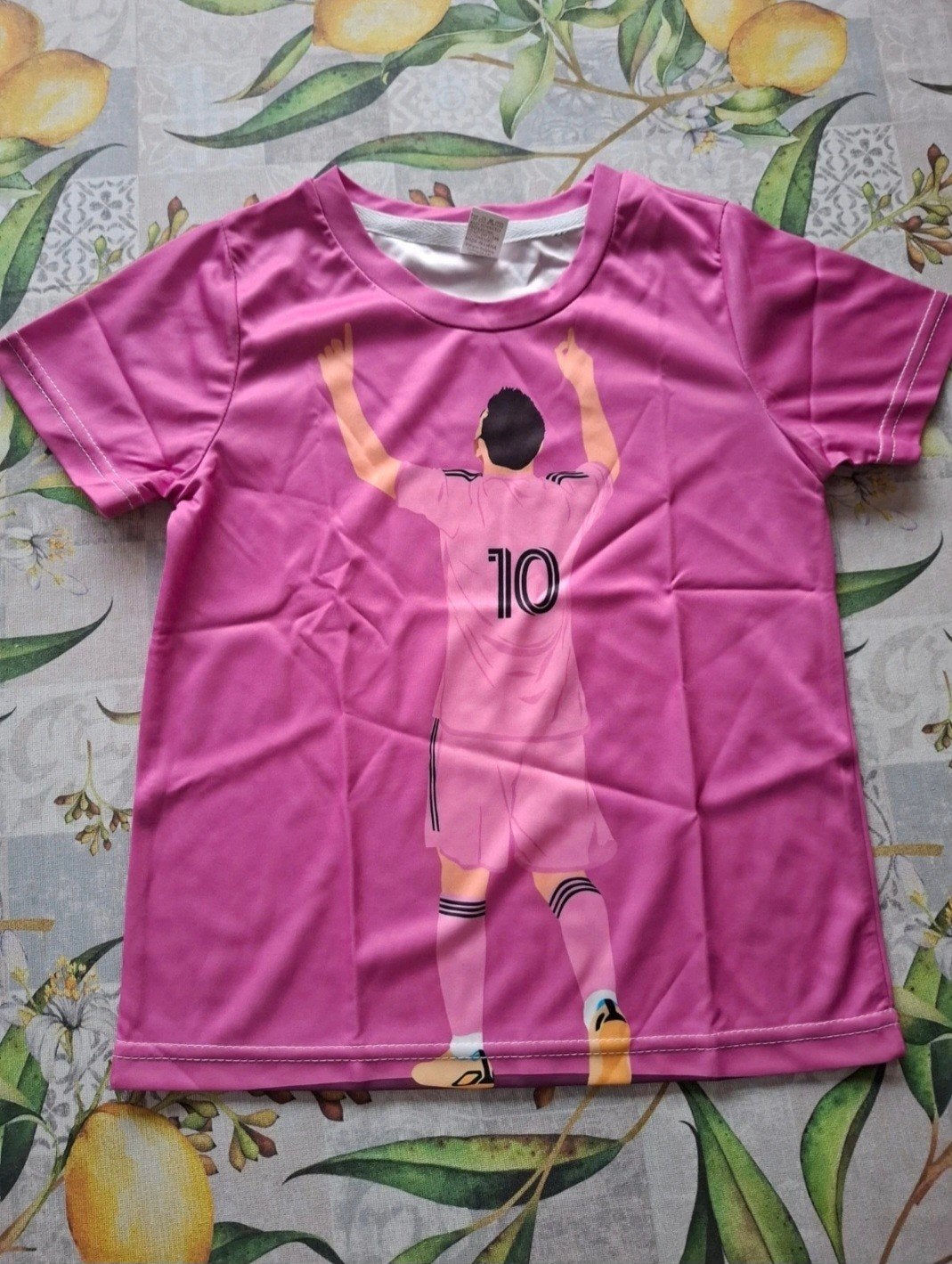 Messi shirt 5-6 jaar nieuw in plastic zakje, Messi, Nieuw, Ophalen of Verzenden, Shirt of Longsleeve