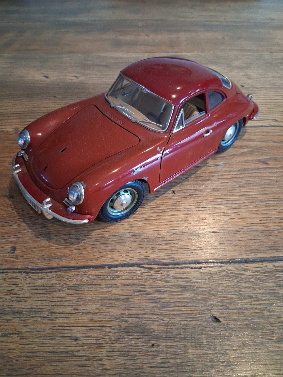 porsche 356 b 1961 burago model, Hobby en Vrije tijd, Ophalen of Verzenden, Bburago