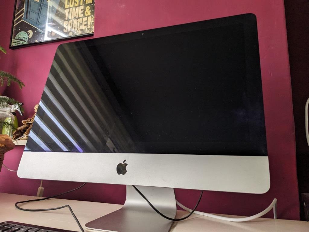 iMac - 21.5 inch - Late 2013 - 16 GB RAM - 1.12 TB storage, Computers en Software, Apple Desktops, Ophalen, HDD en SSD, 2 tot 3 Ghz