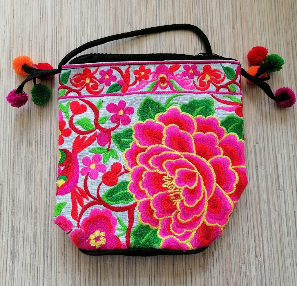 Nieuwe handgemaakte etnische Hmong tas 20x20 cm veelkleurig, Ophalen of Verzenden, Nieuw, Overige kleuren