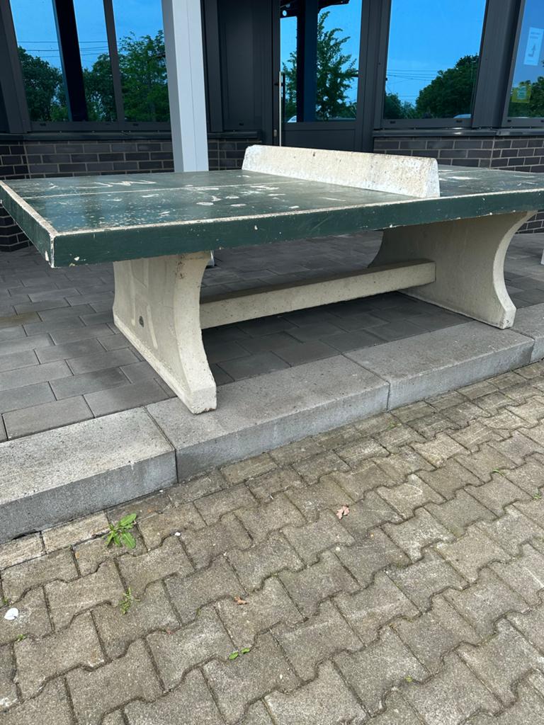 Robuuste betonnen pingpongtafel voor buiten, Ophalen, Gebruikt, Tafel Outdoor