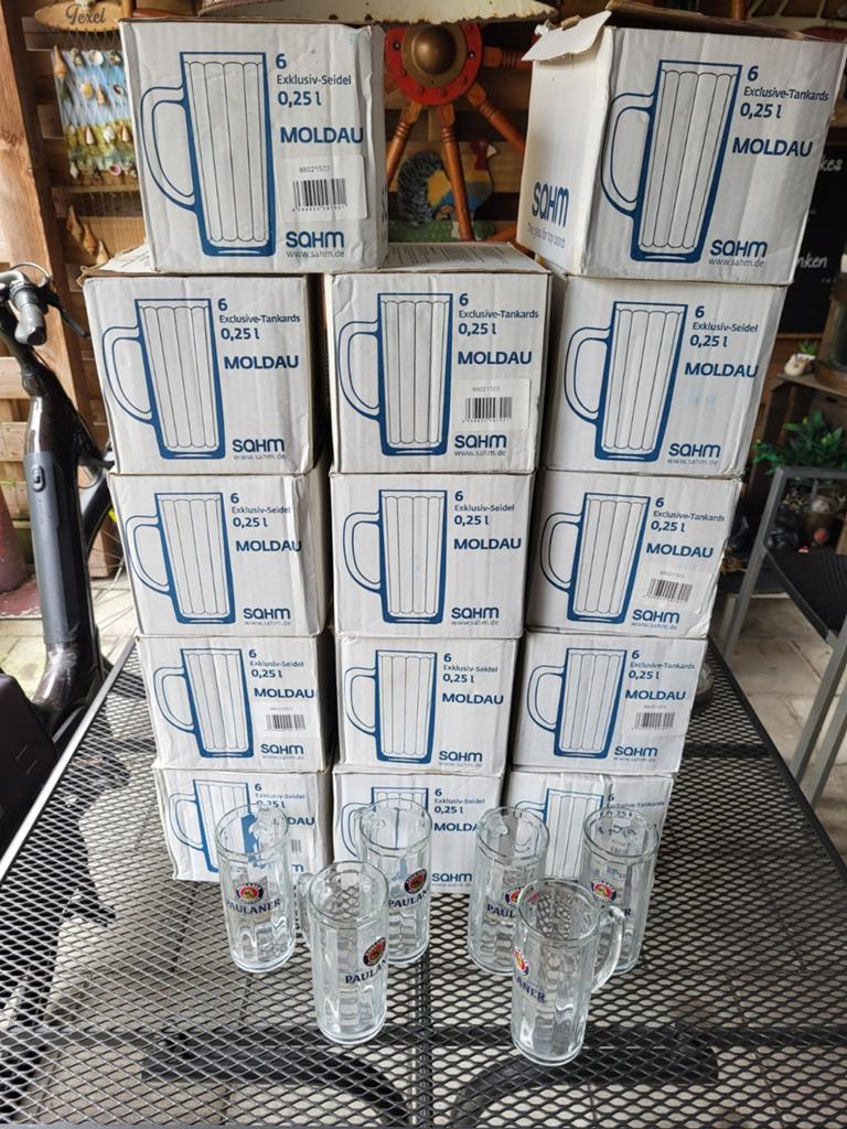Laatste 8 dozen Super mooie Bier pullen met geslepen glas, Ophalen, Nieuw
