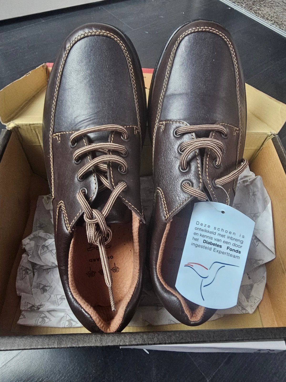 Nieuwe bruine veterschoenen, maat 44, Diabetes Fonds, Nieuw, Ophalen of Verzenden, Veterschoenen, Onbekend