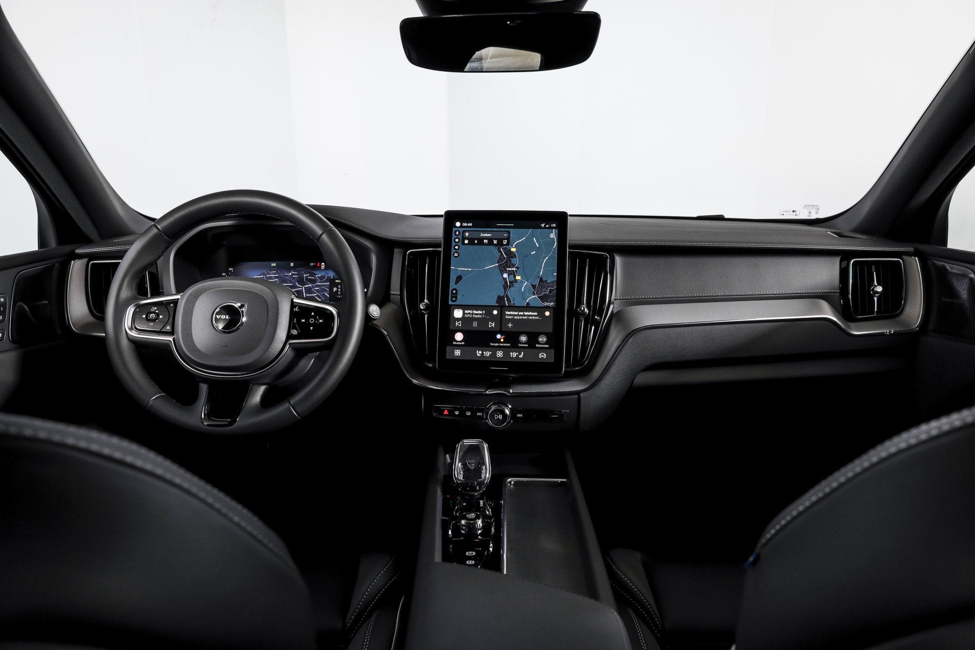 Volvo XC60 2.0 T6 Plug-in hybrid AWD Ultra Black Edition | S, Auto's, Volvo, Automaat, 12 maanden, Gebruikt, Euro 6