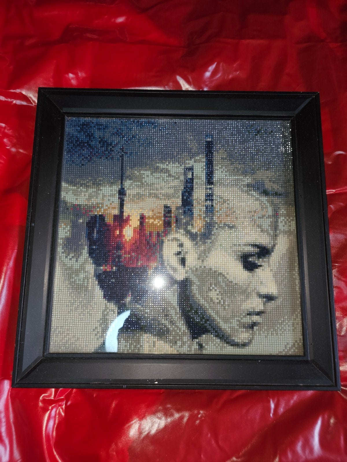 Ingelijste Diamond Painting: Vrouw met Stadsgezicht, Verzenden