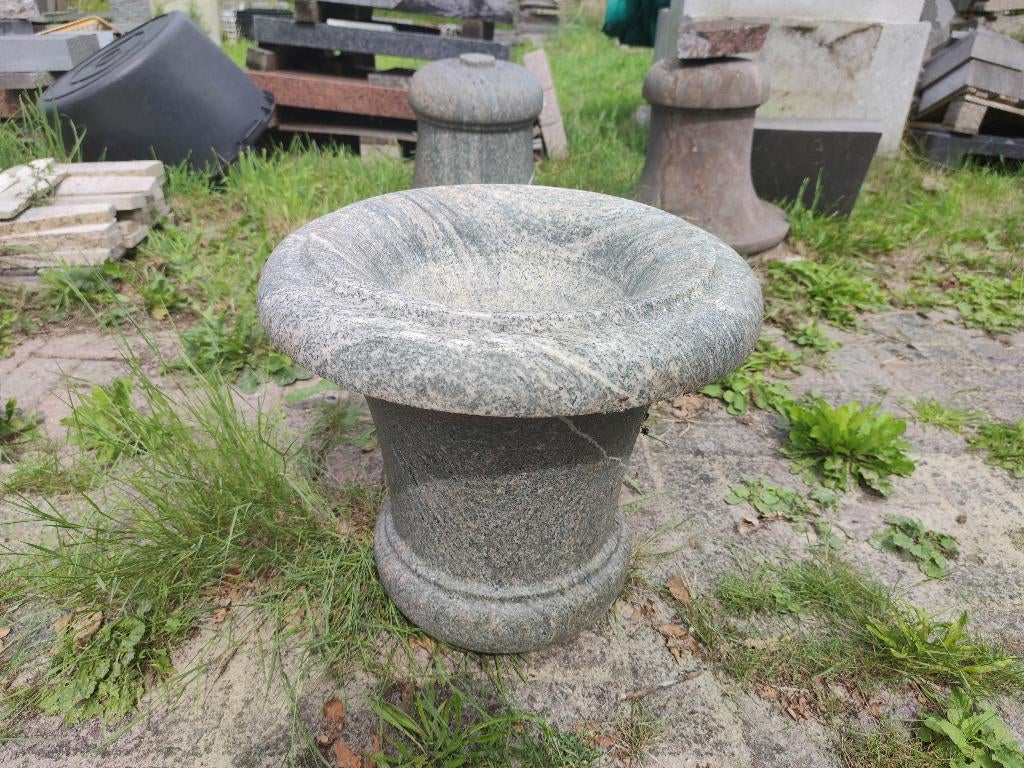 Te koop Natuurstenen vaas vormen, Tuin en Terras, Ophalen, Graniet, Overige typen, Zo goed als nieuw