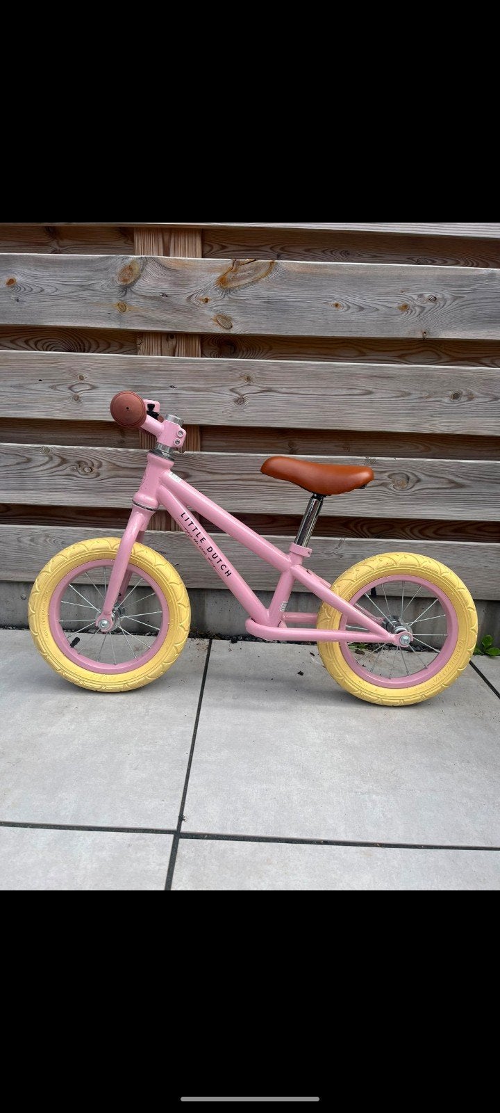 Little Dutch Loopfiets Roze - Zo goed als nieuw, Ophalen, Zo goed als nieuw, Loopfiets