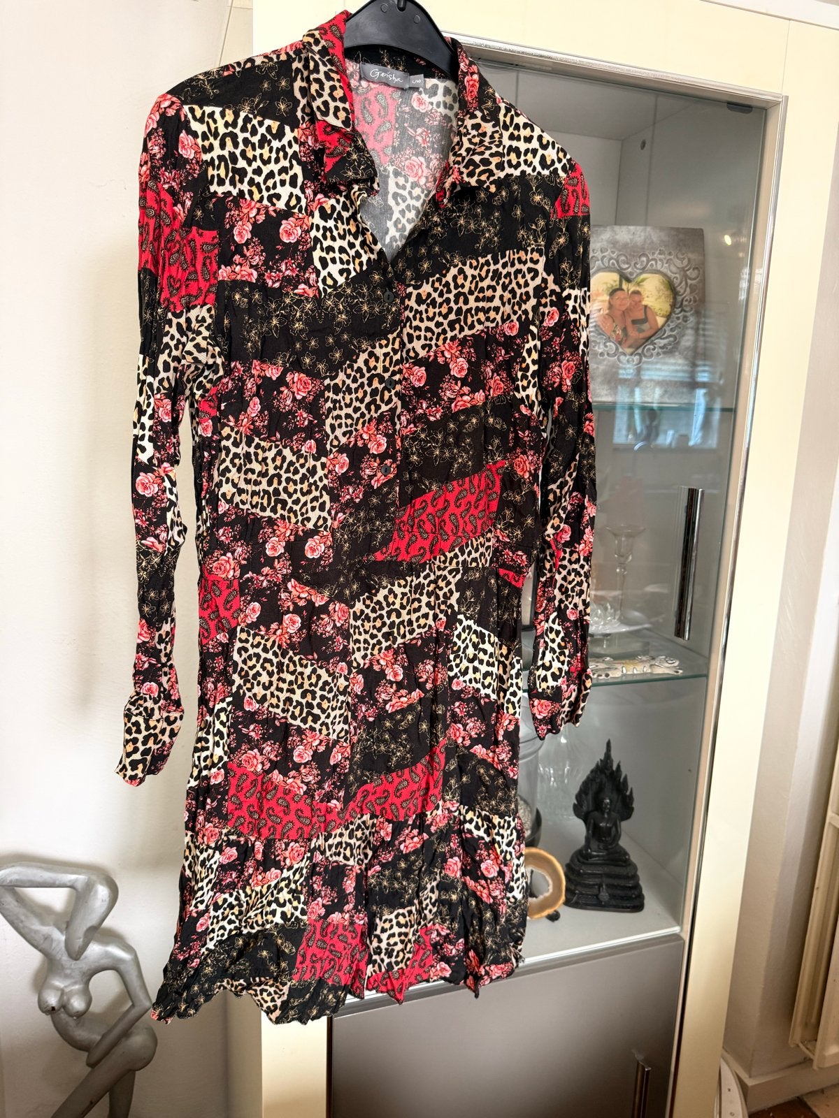 Geisha Jurk met Dierenprint en Bloemen - Maat L/40, Maat 38/40 (M), Ophalen of Verzenden, Zo goed als nieuw, Boven de knie