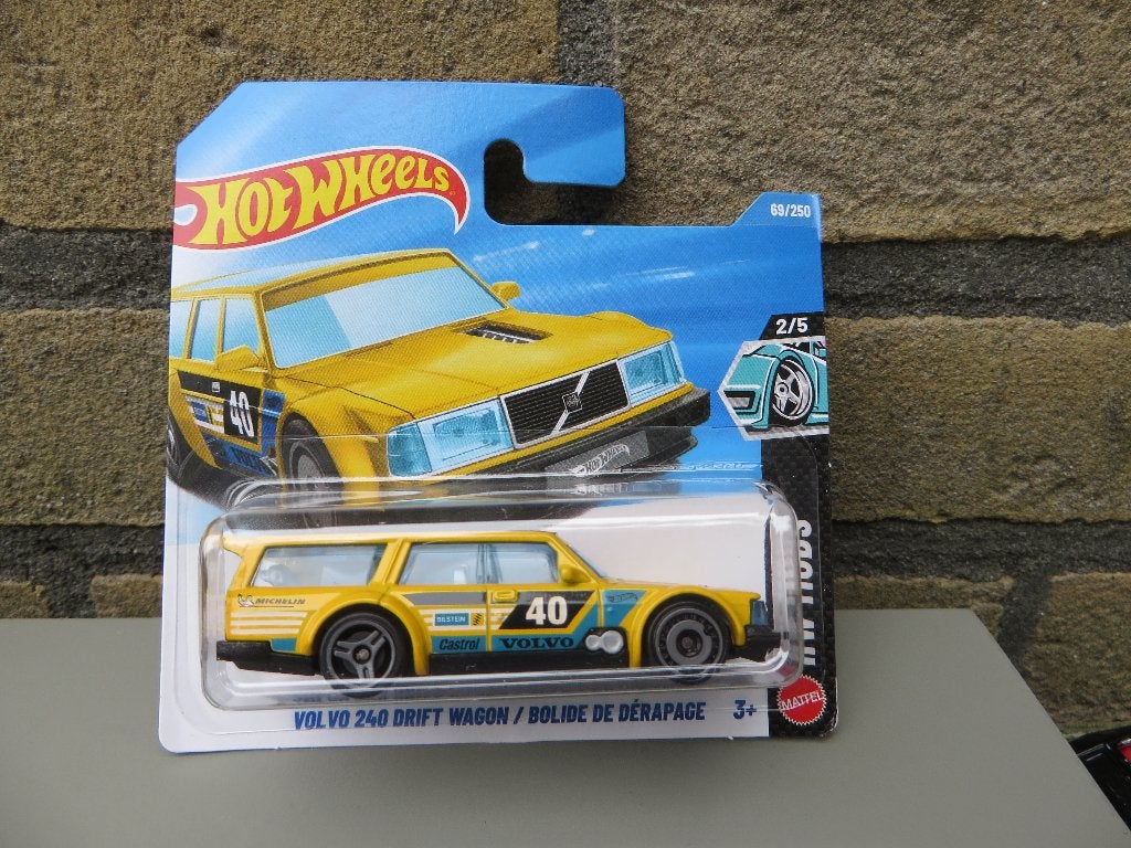 Hotwheels Volvo 240 Driftwagon geel, Hobby en Vrije tijd, Ophalen of Verzenden, Nieuw, Auto