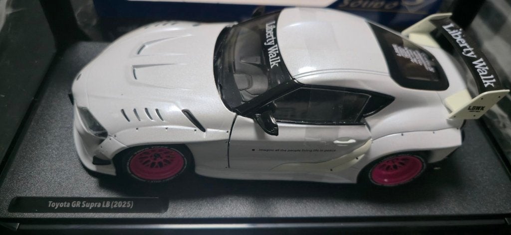 TOYOTA GR SUPRA LIBERTY WALK BODY KIT WIT SOLIDO 1:18, Ophalen, Nieuw, Auto, Solido