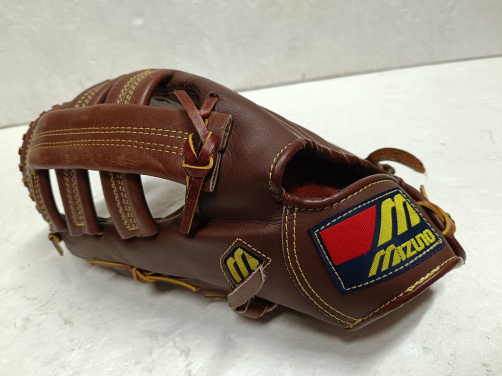 Mizuno mt560 honkbalhandschoen 12 inch rechter handschoen, Gebruikt, Handschoen, Ophalen of Verzenden