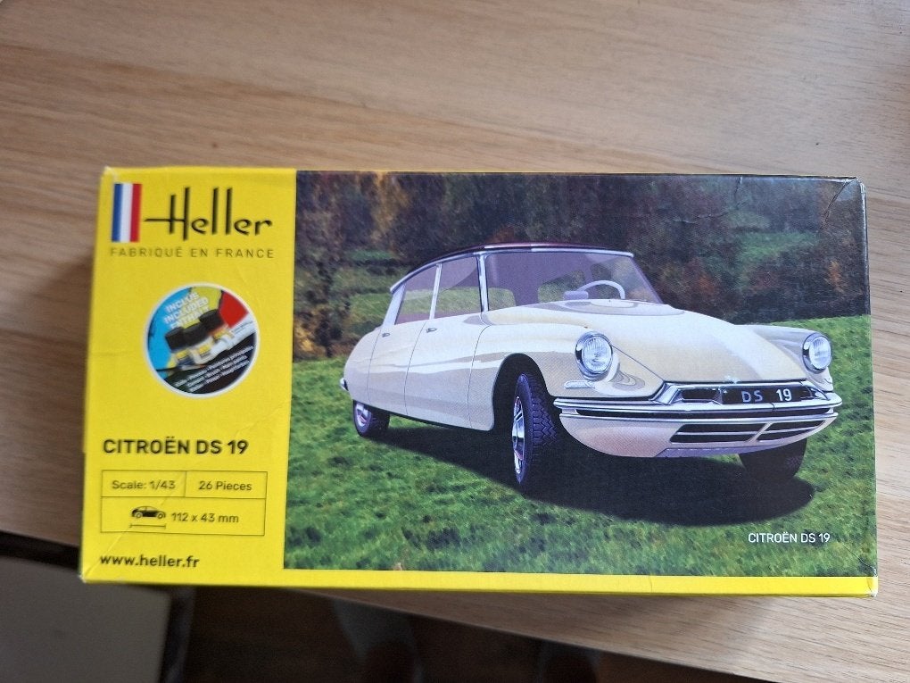 bouwdoosjes Citroen DS 19 schaal 1/43, Overige merken, Auto, 1:32 tot 1:50, Nieuw