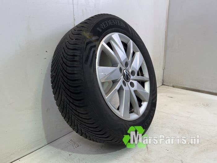 Velg + Band van een Volkswagen Caddy, Gebruikt, -, -, Ophalen of Verzenden