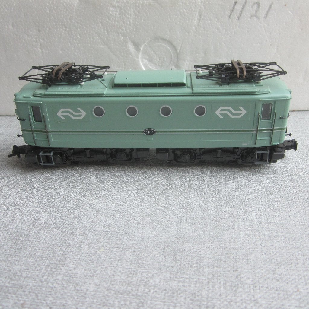 Locomotief  Roco 04157a     NS 1101, Ophalen of Verzenden, Roco, Gelijkstroom, Locomotief