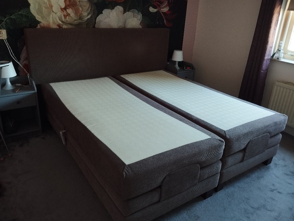 Elektrisch verstelbaar bed, Ophalen, Bruin, Tweepersoons, 180 cm