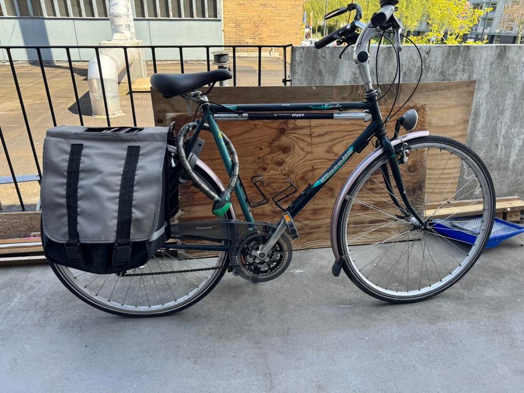 Gazelle riacho fiets met versnelling en spiegel 21-speed, Fietsen en Brommers, Fietsen | Heren | Herenfietsen, Ophalen, Gebruikt