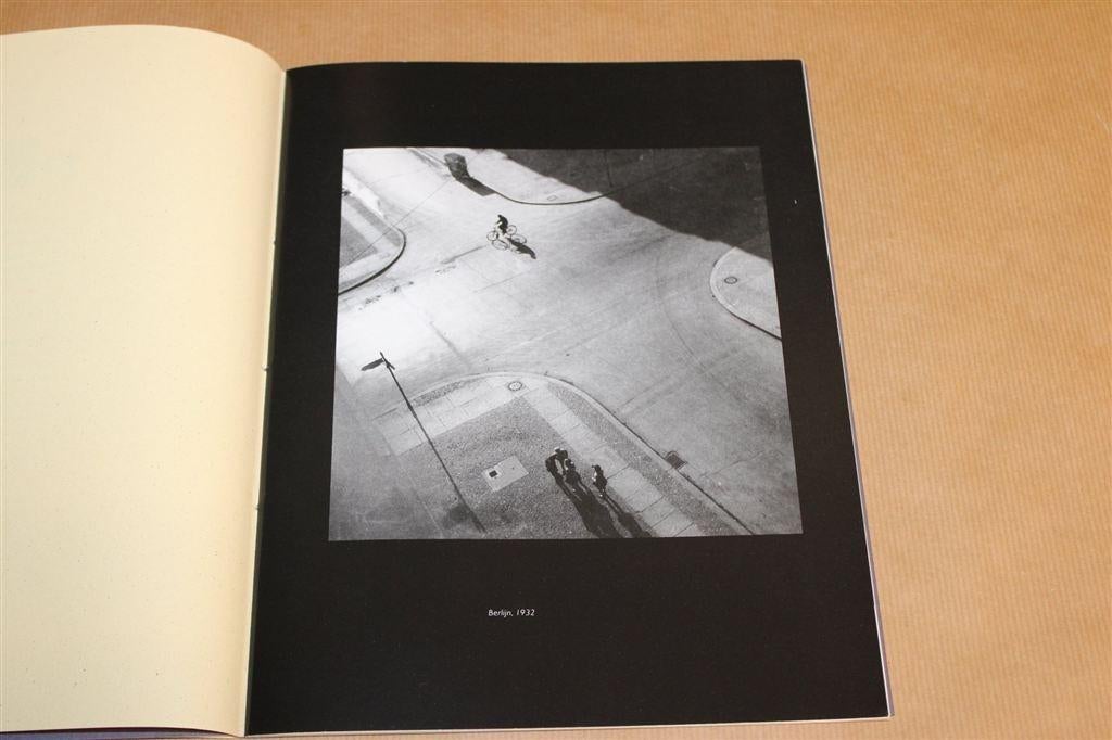 Eva Besnyö — Piet Zwartprijs 1994, Fotoboek, Boeken, Ophalen of Verzenden, Gelezen, Fotografen