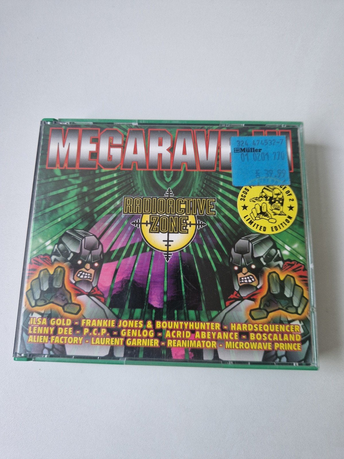 Megarave 3 limited edition 3 disc uitgave thunderdome, Verzenden, Zo goed als nieuw, Dance Populair