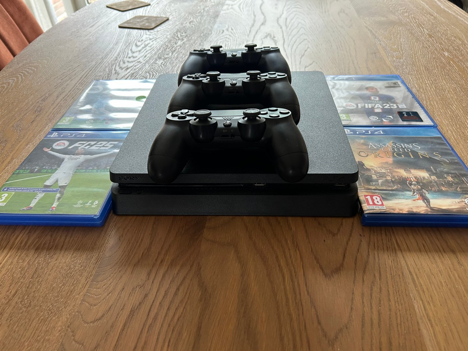 PlayStation 4 Slim met games & controllers, Spelcomputers en Games, Spelcomputers | Sony PlayStation 4, Ophalen, Met 3 controllers of meer