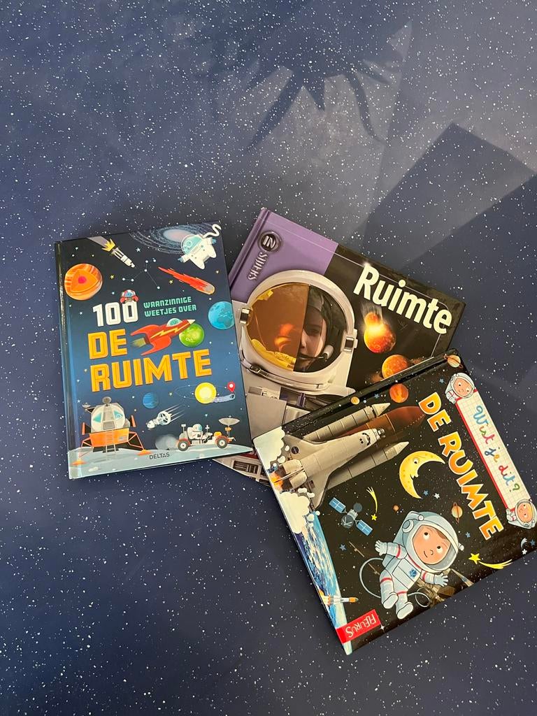 3 Ruimteboeken voor kinderen: Ontdek het heelal!, Boeken, Ophalen of Verzenden, Zo goed als nieuw, Non-fictie