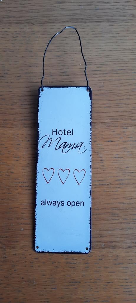 Hotel Mama tekstbord spreuk woondecoratie, Huis en Inrichting, Ophalen of Verzenden