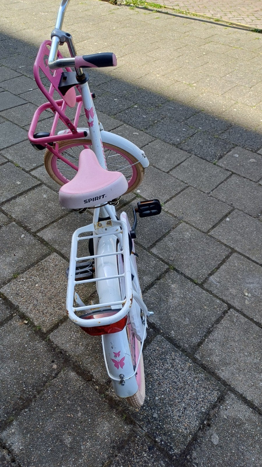 Roze kinderfiets met mandje - Gebruikt, Ophalen of Verzenden, Gebruikt, 16 tot 20 inch, Spirit