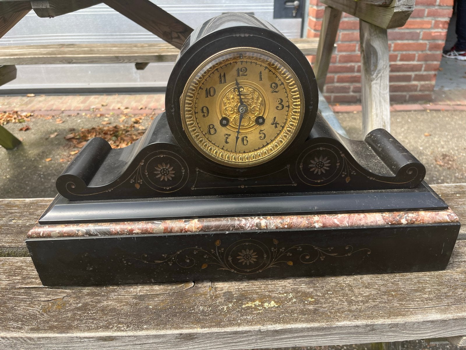 Antieke marmeren pendule klok - Zwart met goudkleurig, Ophalen