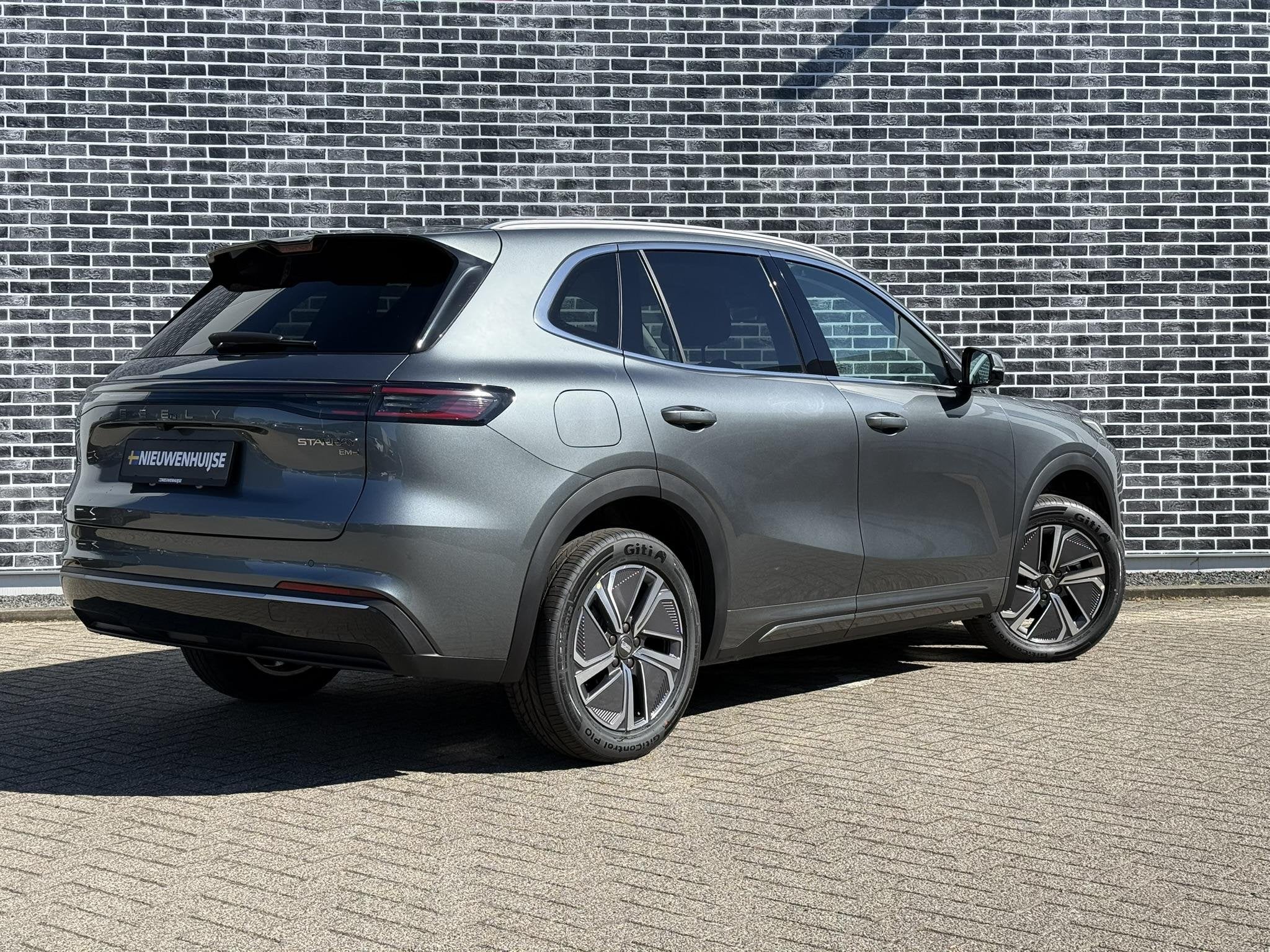 Geely Starray EM-i 1.5 Pro | 83km Elektrisch bereik | Verw., Auto's, 12 maanden, Euro 6, 4 cilinders, Bedrijf