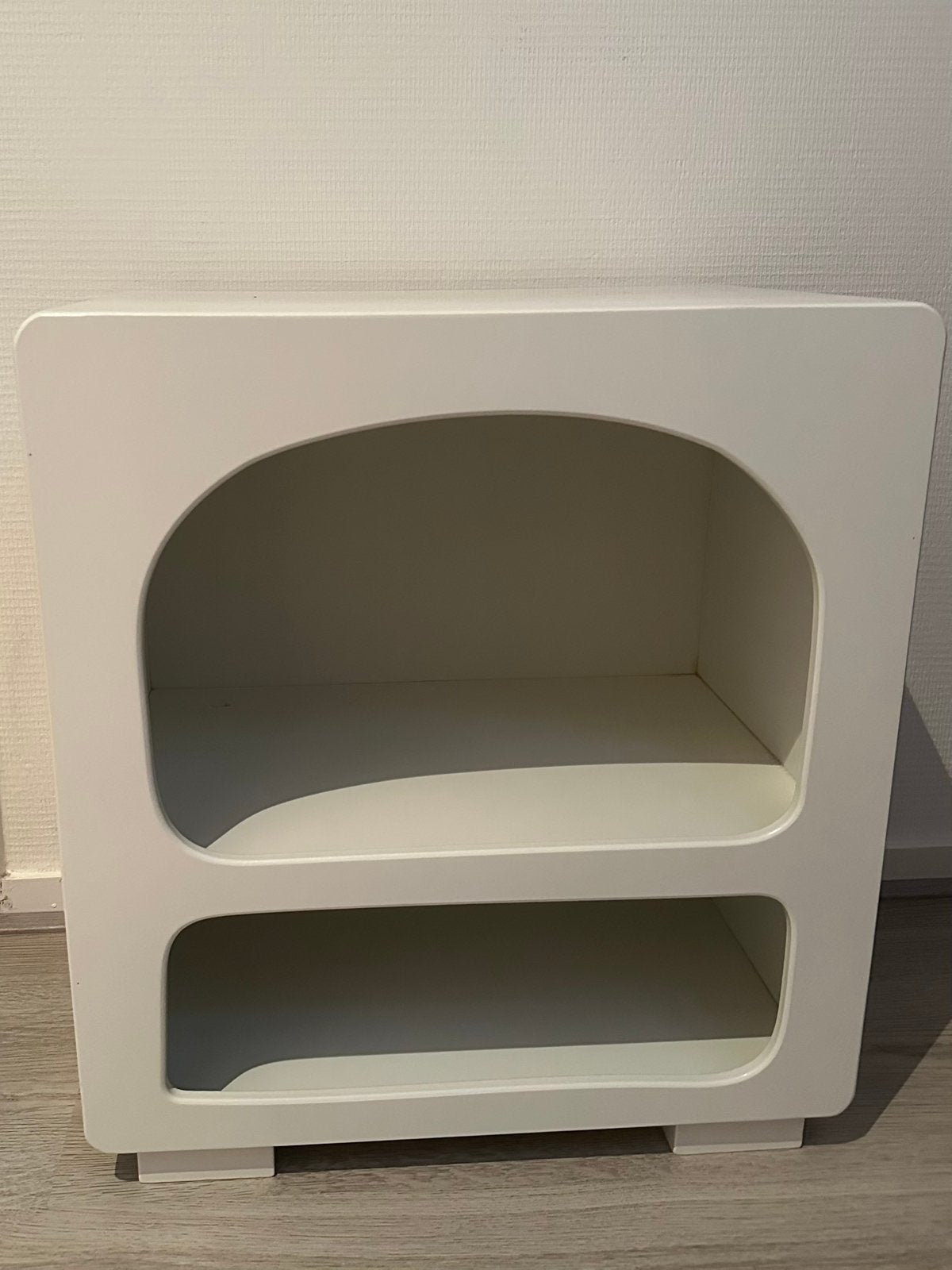 2x Vakkenkast Zaha Organic Xenos - MDF - Wit - 50x45x30 cm, Ophalen, Gebruikt, 45 tot 65 cm, Minder dan 55 cm