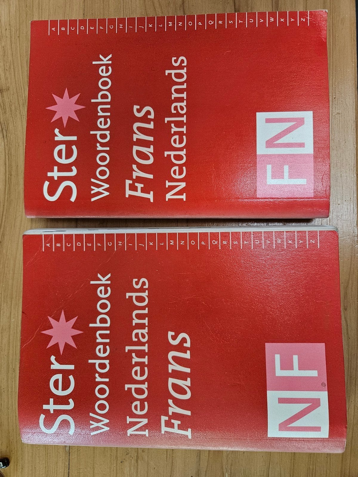 Ster Woordenboek Frans Nederlands & Nederlands Frans, Boeken, Ophalen of Verzenden, Gelezen, Van Dale Lexicografie bv, Non-fictie