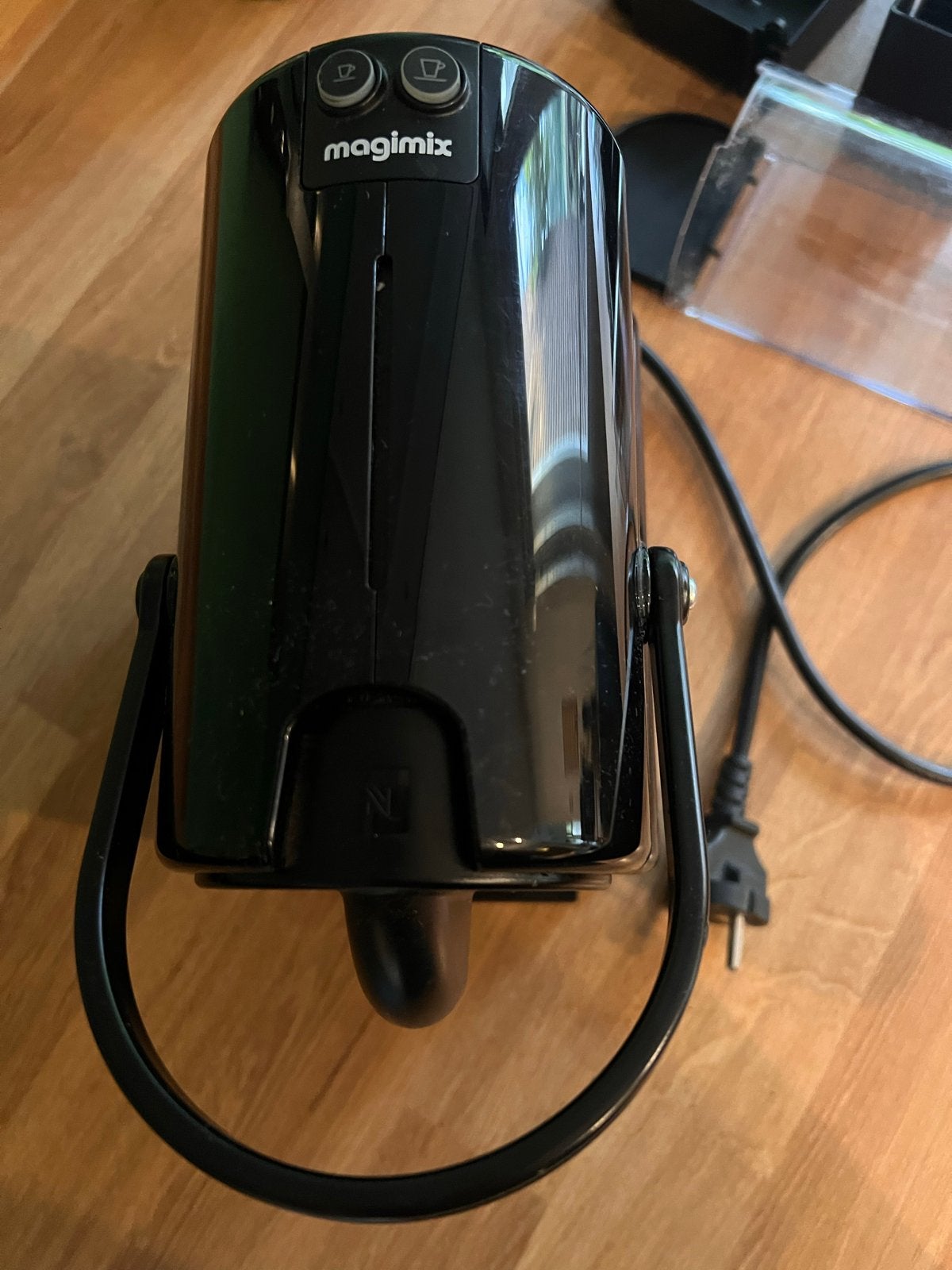 Foto 5 van Nespresso Magimix Inissia lekt + extra onderdelen