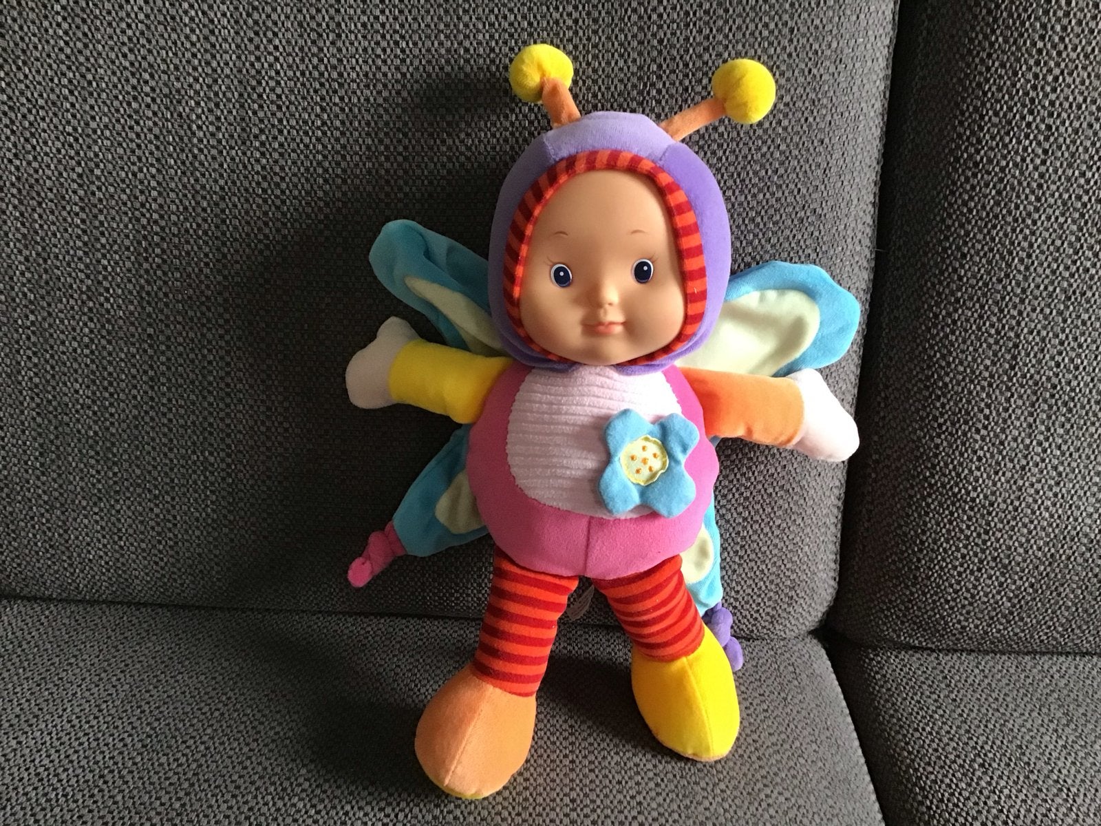 Vrolijke Vlinder Knuffelpop,Zacht en Kleurrijk,kleuren leren, Ophalen of Verzenden, Zo goed als nieuw, Meerkleurig, Overige typen