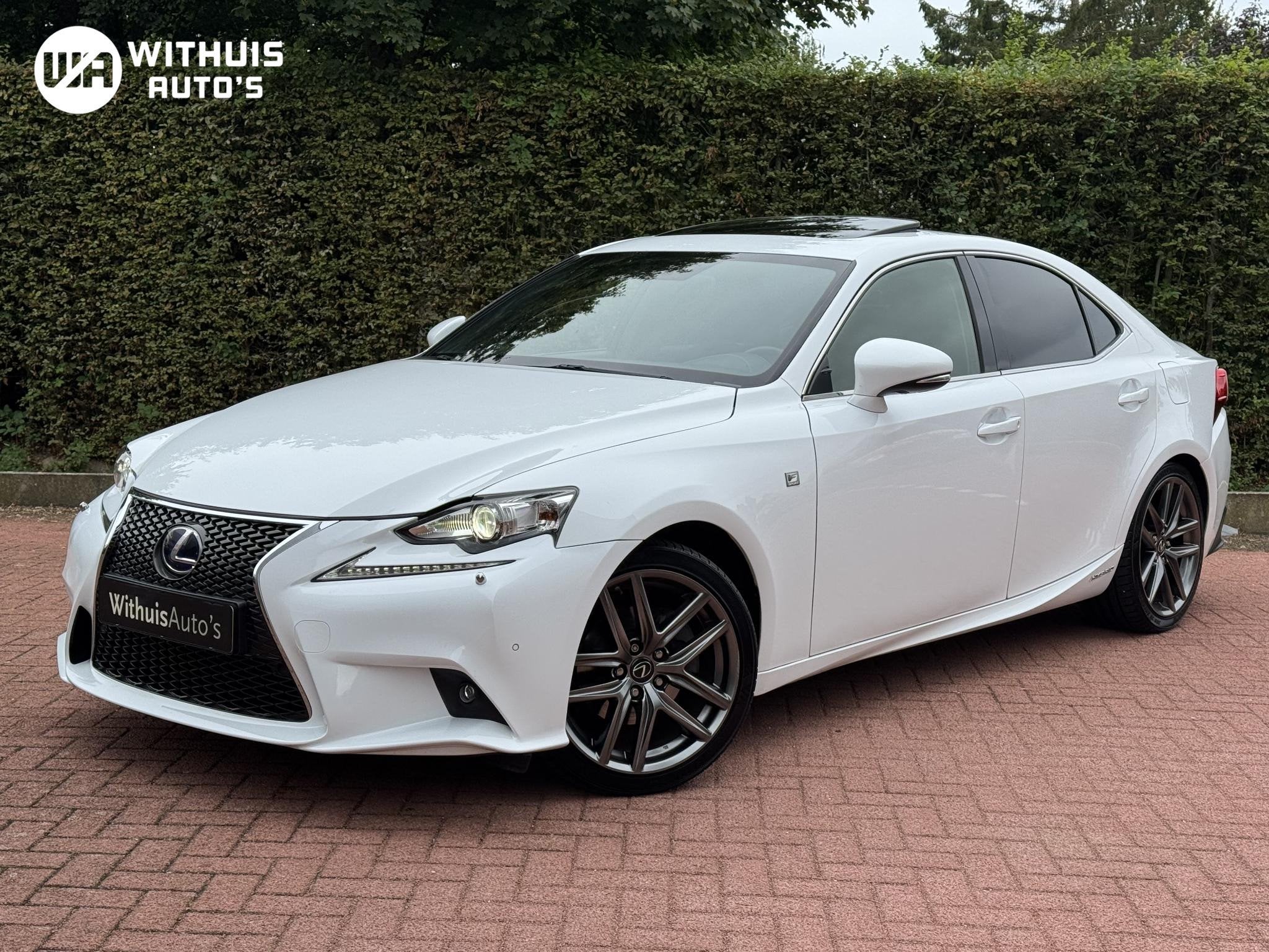 Lexus IS 300h F Sport Edition Dakraam Stoelverwarming, Auto's, Euro 5, Gebruikt, 223 pk, Automatische klimaatregeling