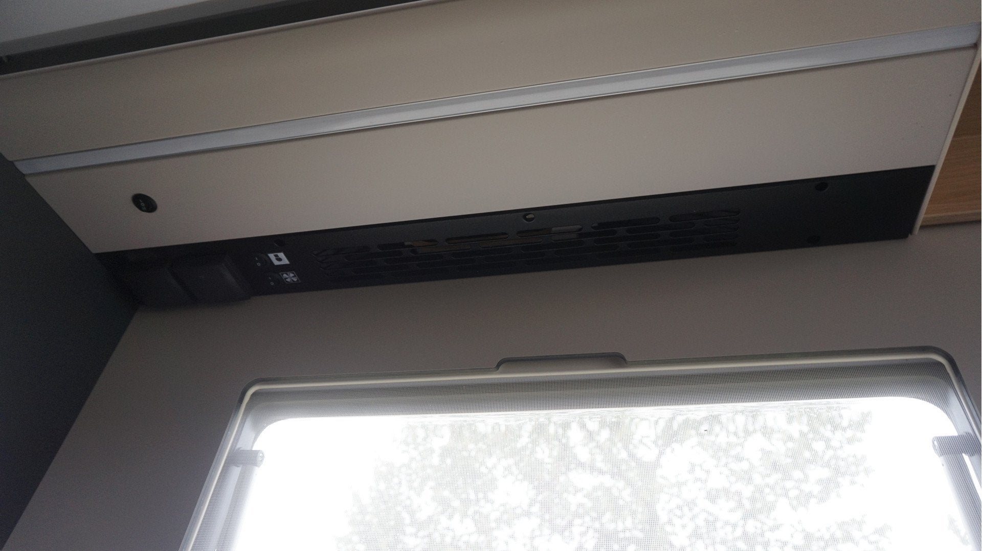Foto 55 van Adria MATRIX 670SC PLUS AUTOMAAT 141 pk Zonnepan. Electr. Fi