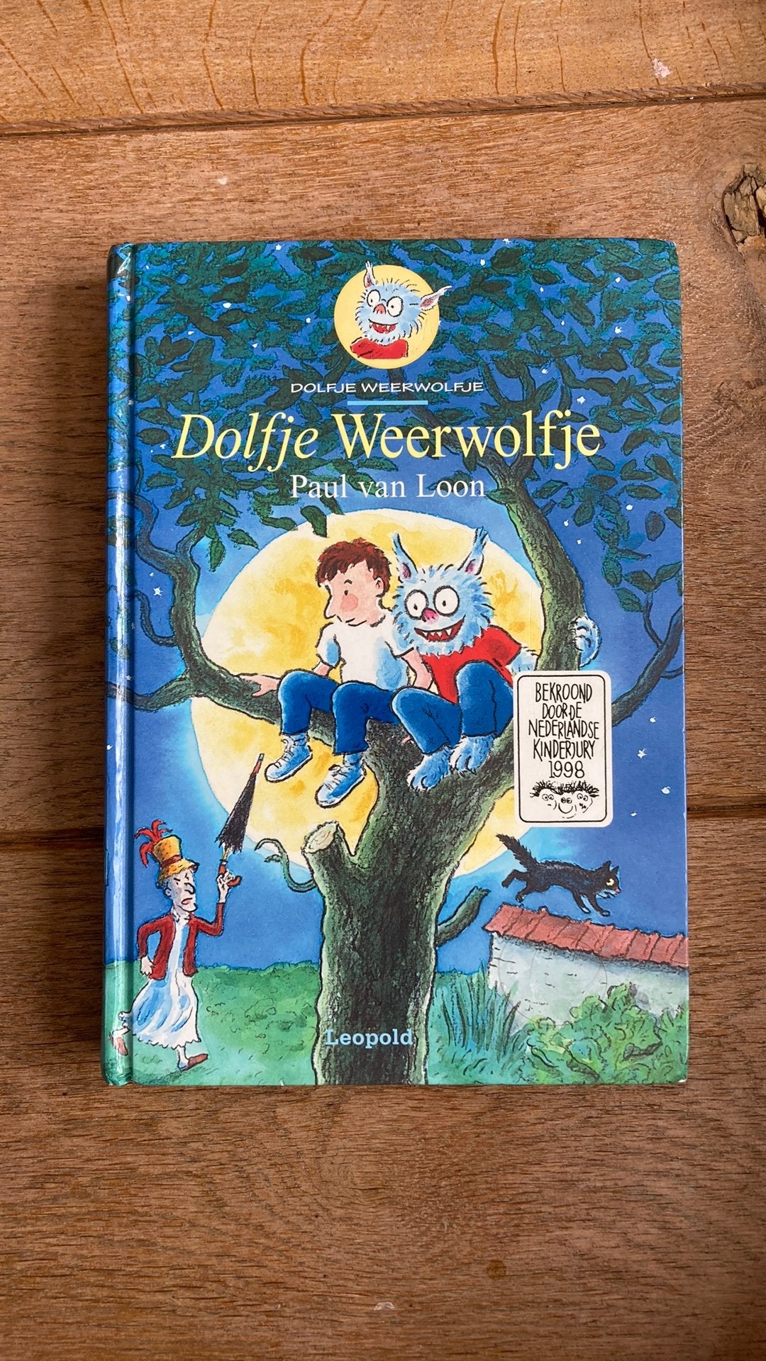 Dolfje Weerwolfje - Paul van Loon (verzenden voor €1,-), Ophalen of Verzenden, Gelezen, Fictie algemeen