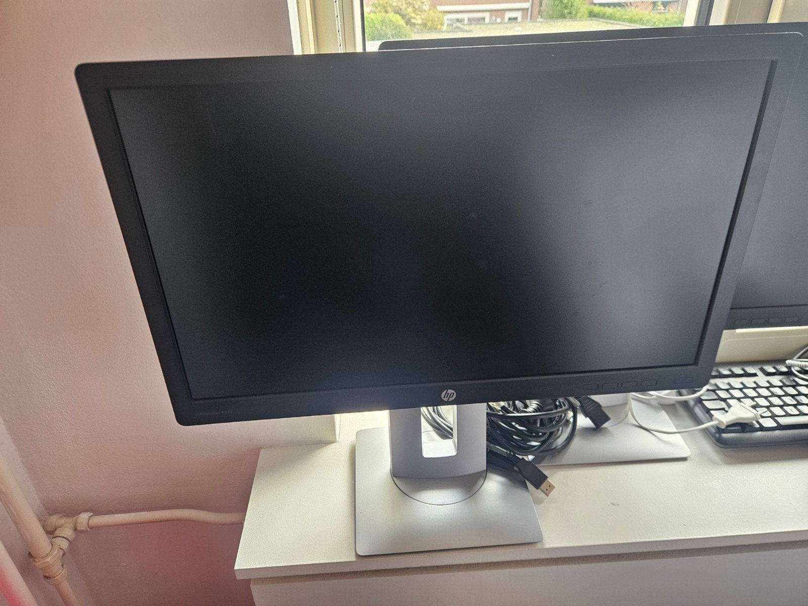 2x HP EliteDisplay E232 23-inch Monitor, Computers en Software, IPS, In hoogte verstelbaar, Full HD, Ophalen of Verzenden