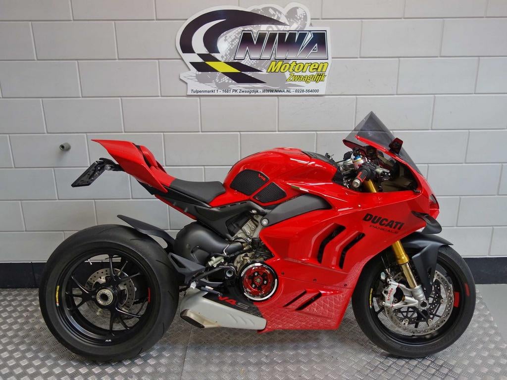 DUCATI PANIGALE V4 S, DUCATI, 4 cilinders, Motorrijbewijs A, Bedrijf