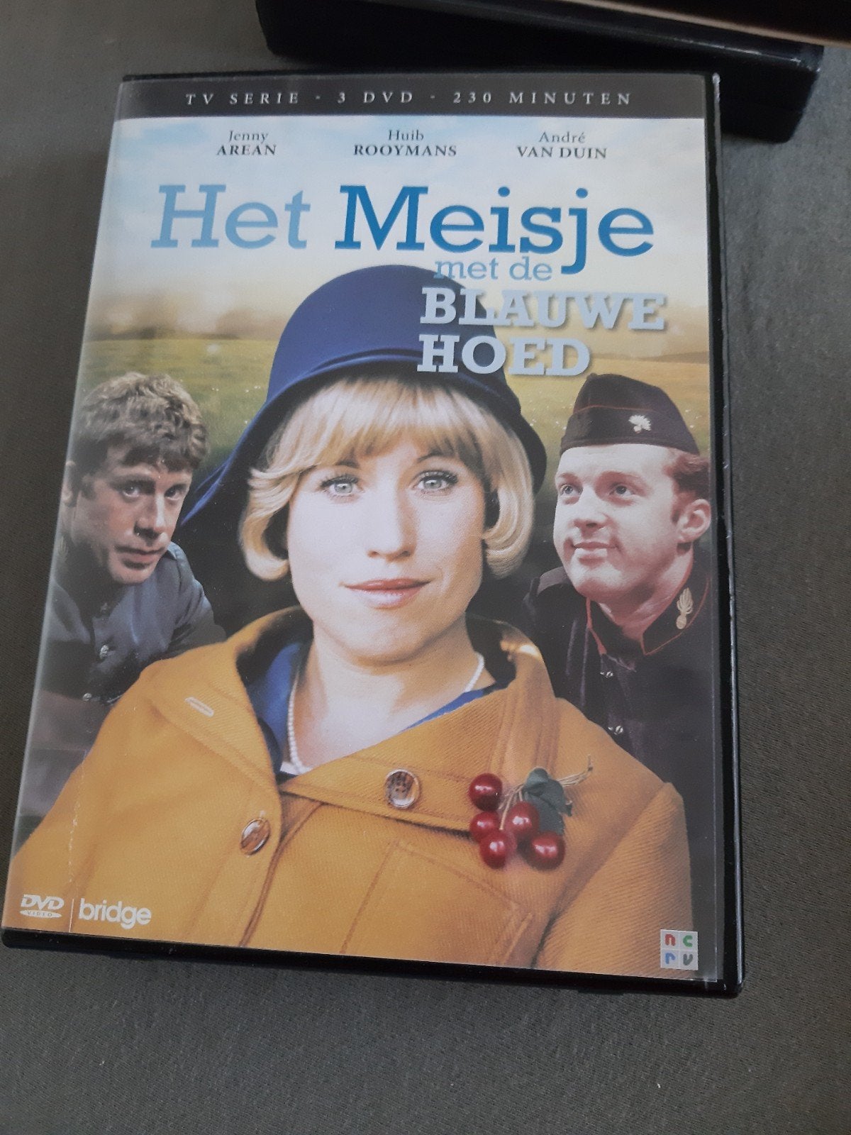 Het Meisje met de Blauwe Hoed - TV Serie (3 DVD), Gebruikt, Alle leeftijden, Nederlands, Drama