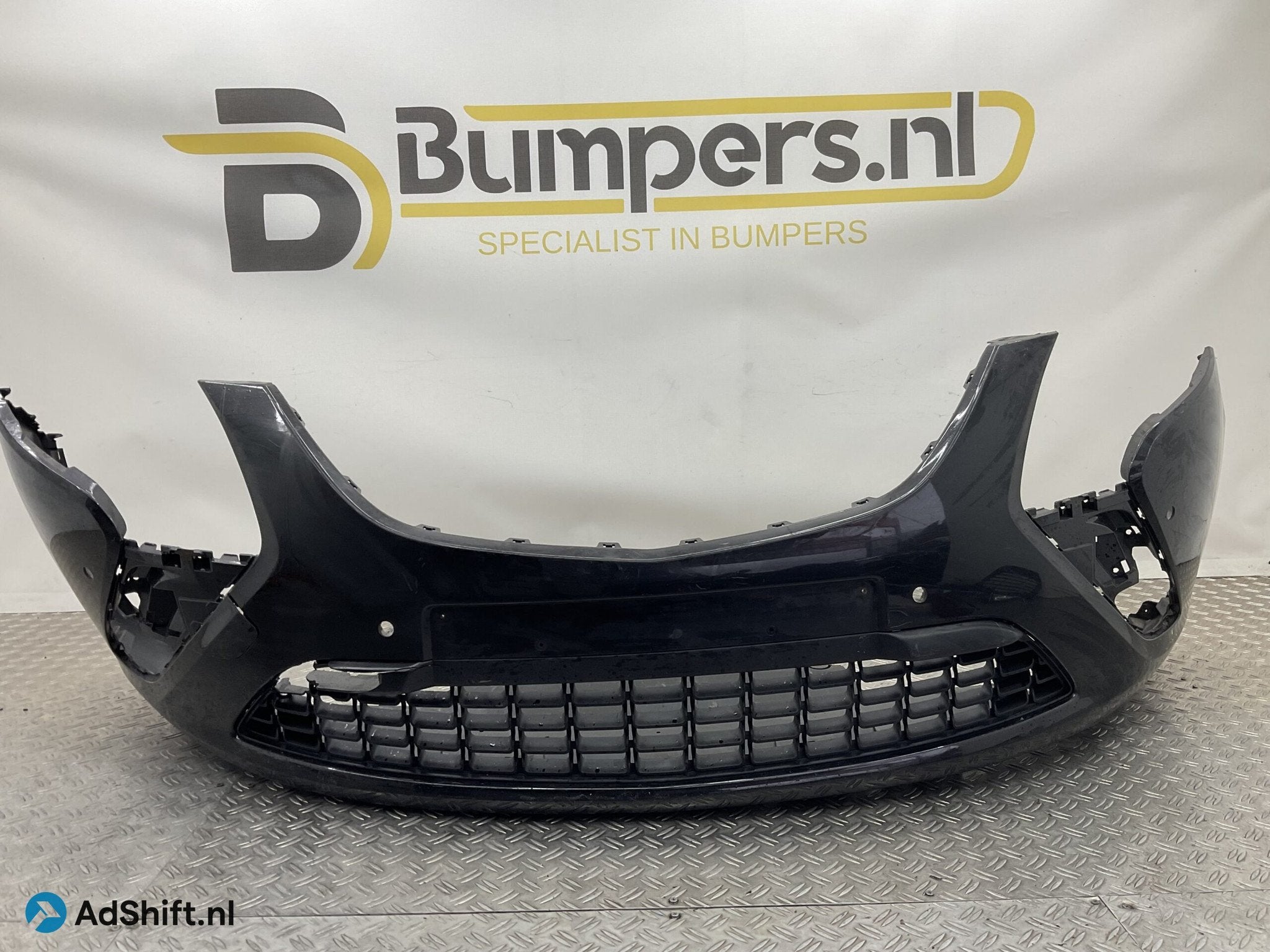 Bumper Opel Zafira Tourer C III 12-16 13300485 Voorbumper i4