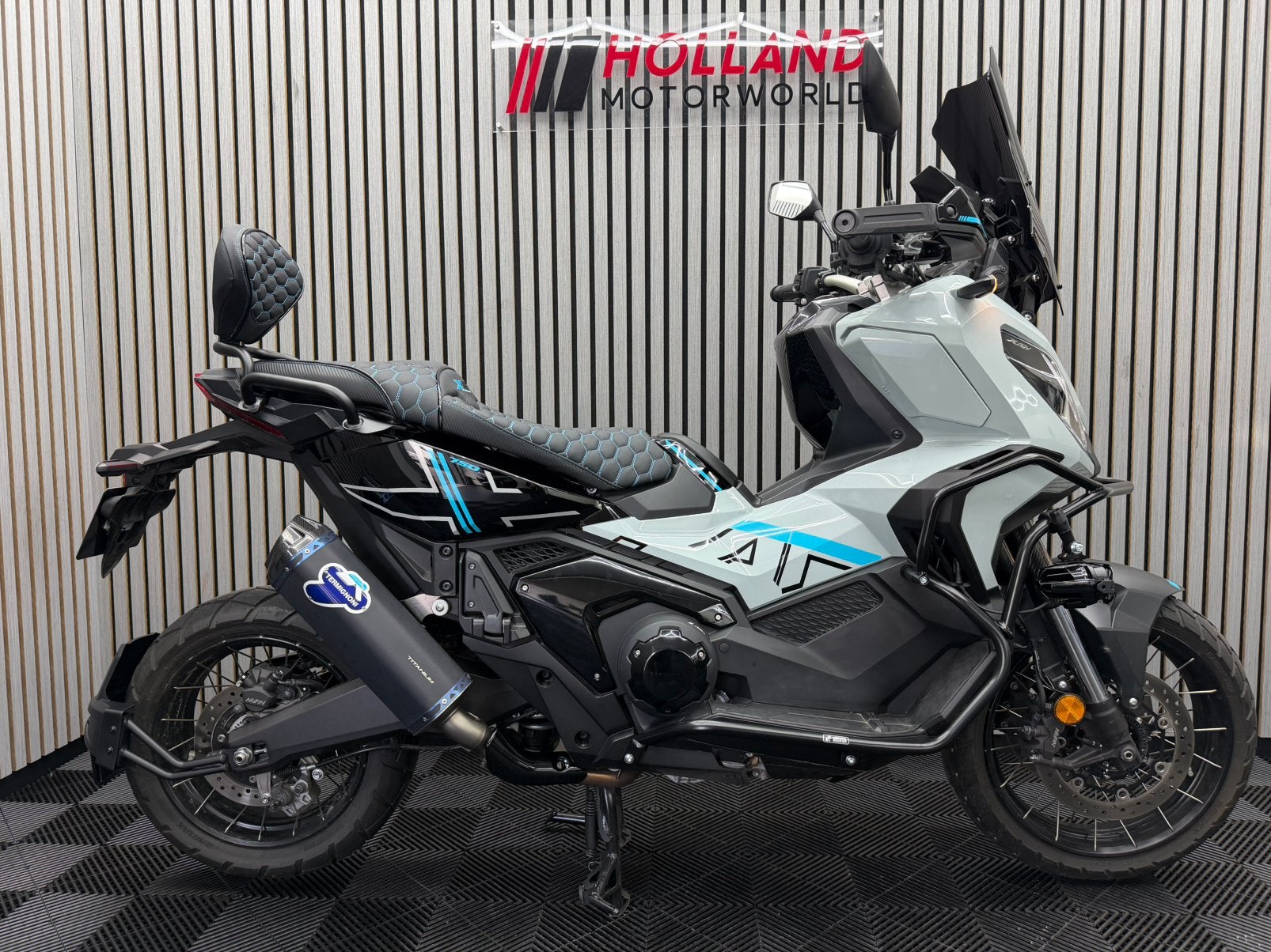 Honda X-ADV 750 2024 Pico Blue Tiffany Termignoni XADV X ADV, Scooter, Bedrijf, Meer dan 35 kW, Automaat