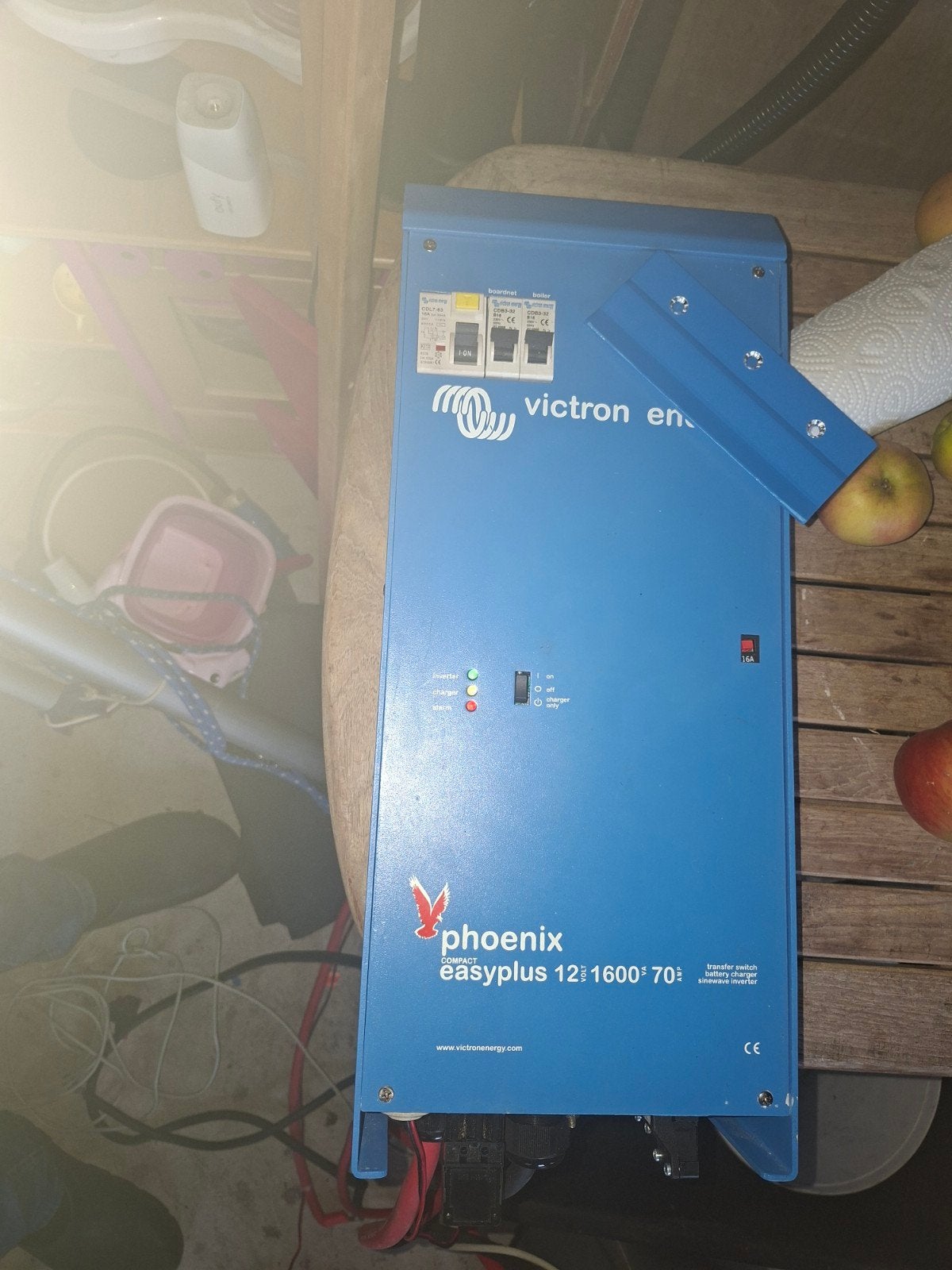Victron Phoenix EasyPlus 12/1600/70 Omvormer/Lader, Ophalen, Gebruikt, Overige typen