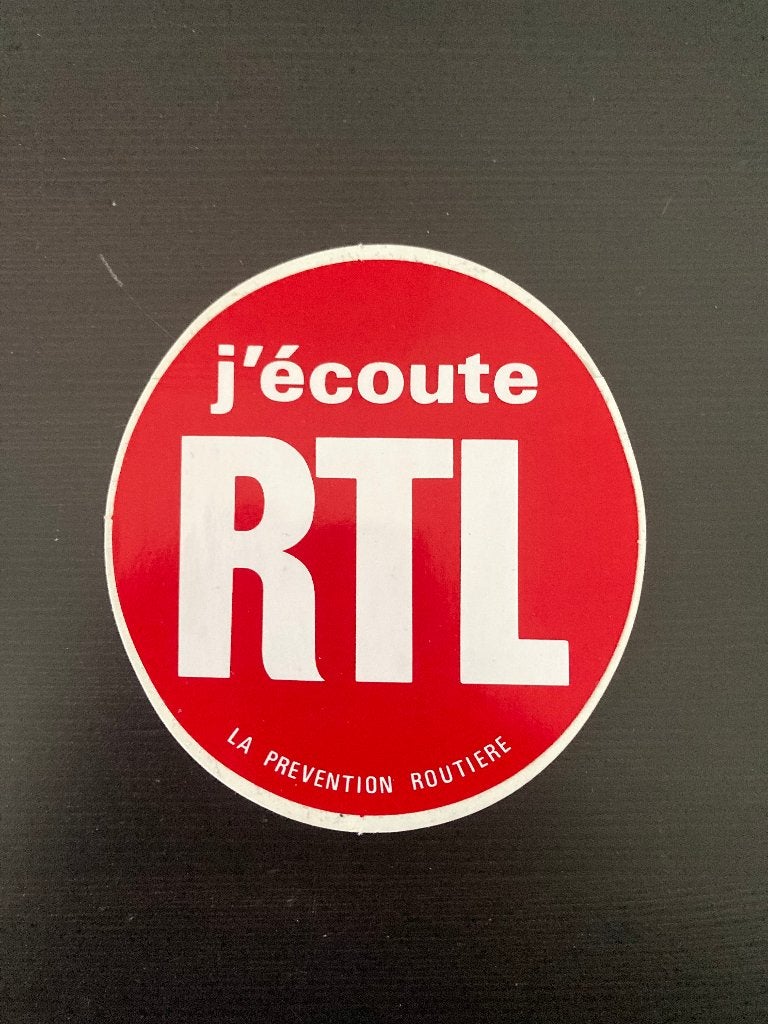 J'ecoute RTL sticker, Ophalen of Verzenden, Zo goed als nieuw, Film, Tv of Omroep