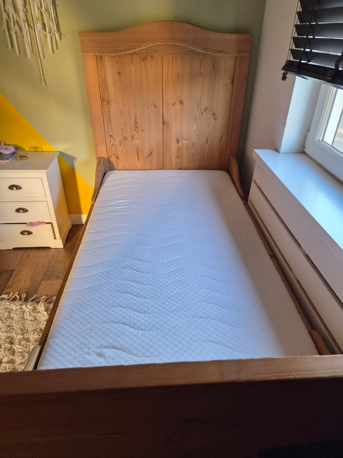 Oud kloosterbed 90x200 uit Steyl, incl. matras, Ophalen, Gebruikt, 90 cm, Eenpersoons